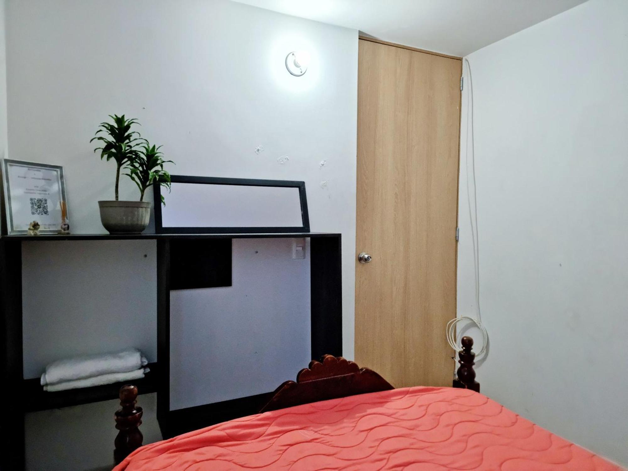 Hostal - Dona Elva A 15 Min Del Aeropuerto Rionegro Luaran gambar